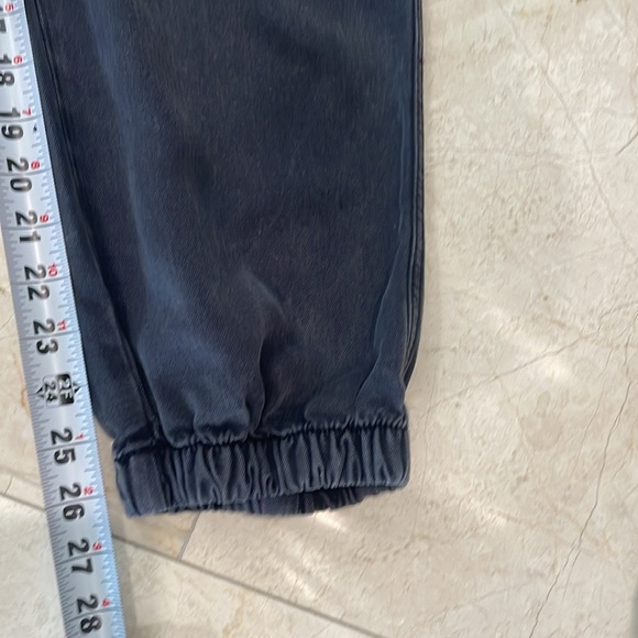 American Eagle high waisted distressed cargo jogger pants with belt - Picture 4 of 12